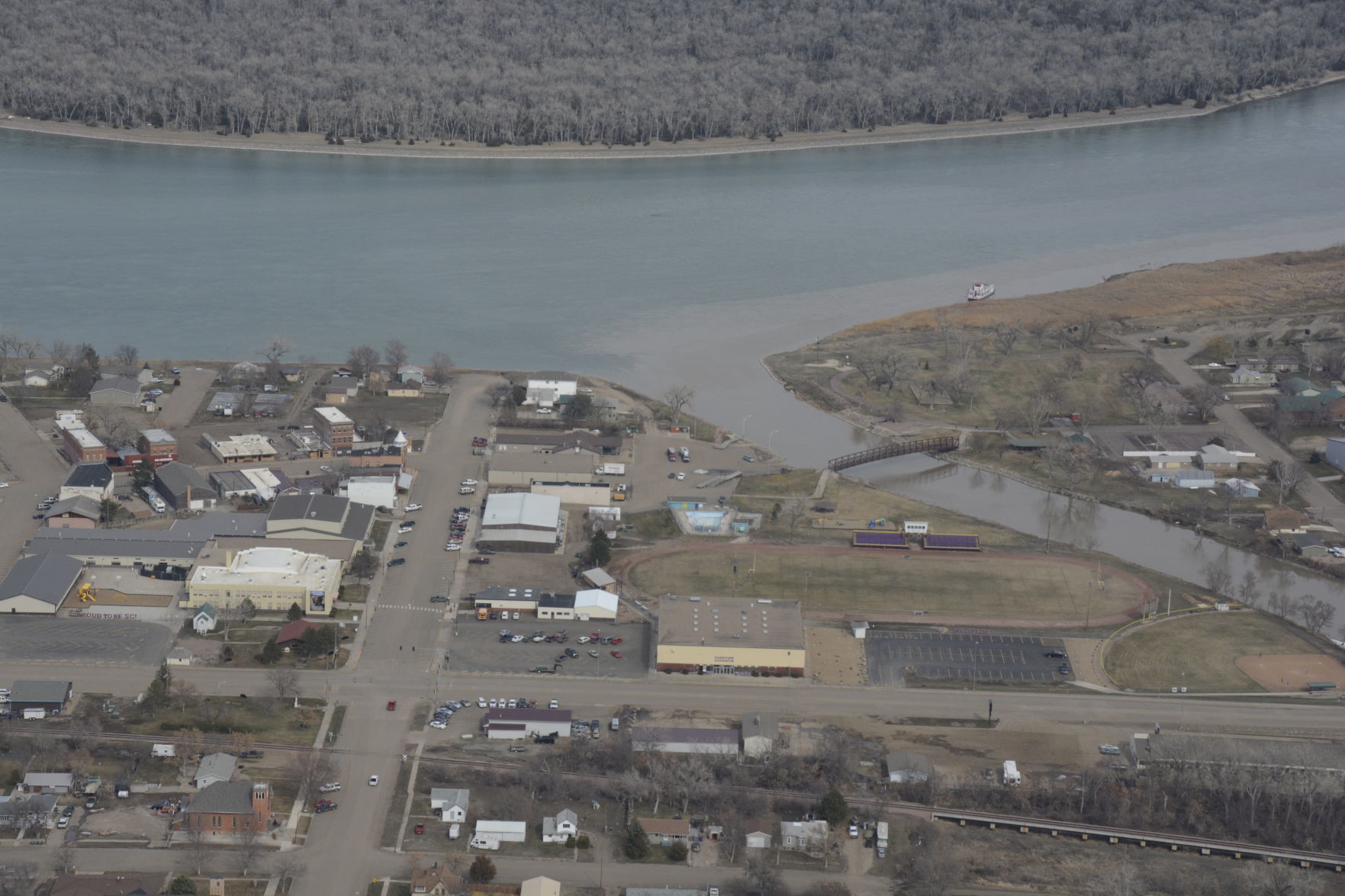 Pierre, Ft. Pierre, Oahe Dam (3).jpg